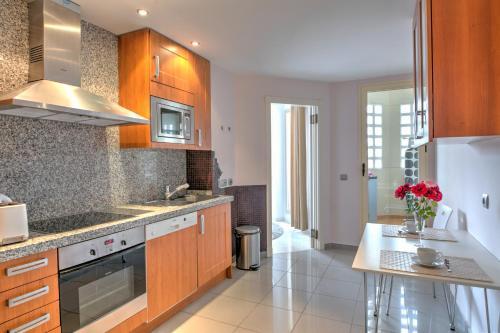 Apartamento Colourlife Golf @edificio Fuente Aloha