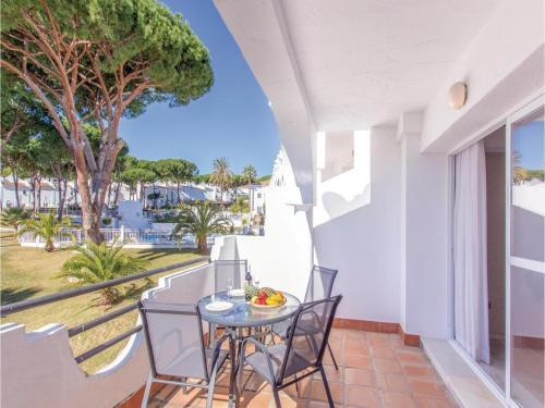 Two-bedroom Holiday Home In Las Chapas Marbella