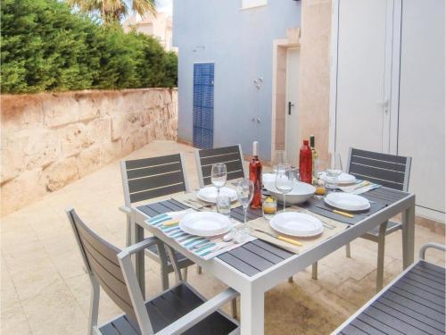 Four-bedroom Holiday Home In Mazarron