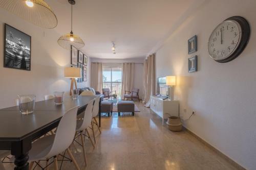 Hostal Activa Suite Home Hostel