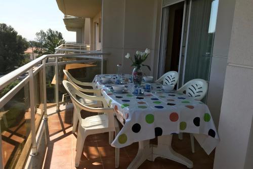 Meddays Apartamento Villajardin 203