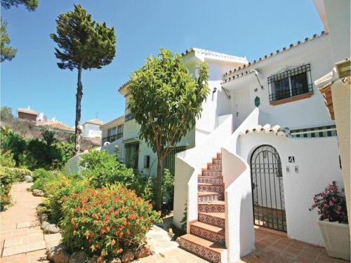 Two-bedroom Apartment Mijas Costa With Sea View 03