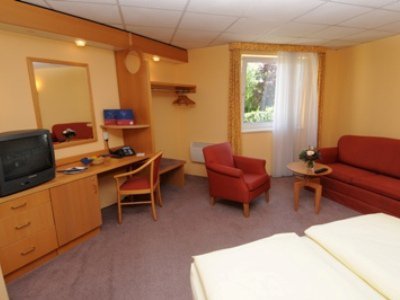 Hotel Balladins Superior Cologne Airport