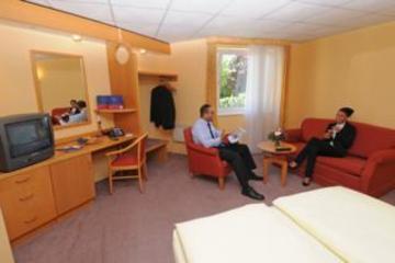 Hotel Balladins Superior Cologne Airport