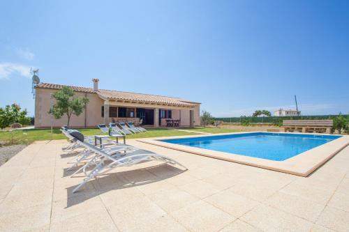 Villa S'estaci�