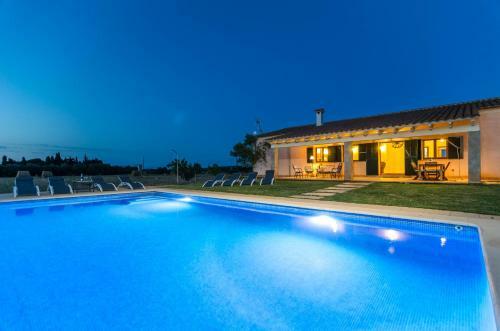 Villa S'estaci�