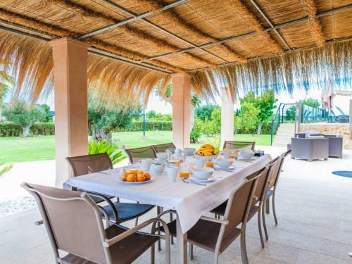 Holiday Home Can Bou