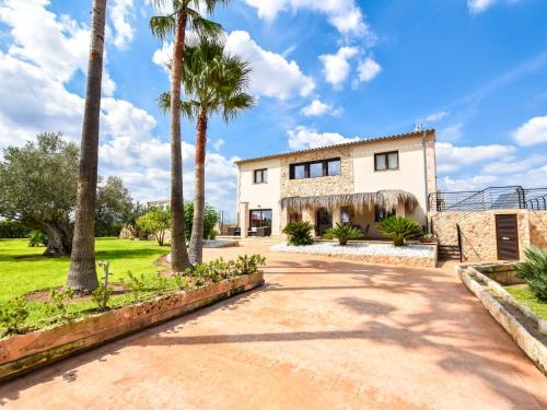 Holiday Home Can Bou