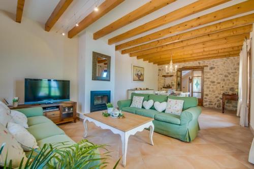 Muro Villa Sleeps 7 Pool Wifi