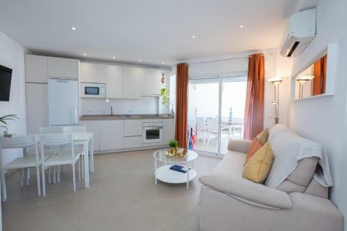 Apartamento Edf. Delf�n 6�7