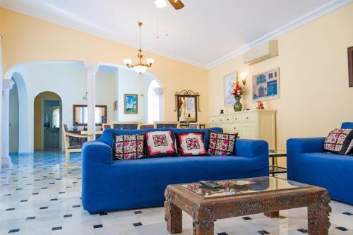 Villa Manzanas Nerja Canovas