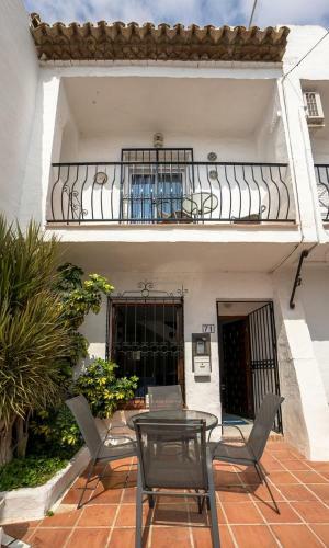 Nueva Nerja 71 Menyber