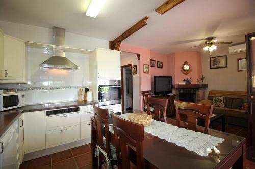 Villa Puente Viejo Spainsunrentals 1041