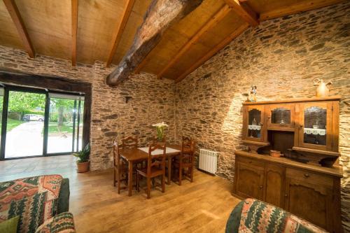 Agroturismo Hotel Rural O Acivro
