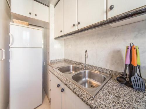 Two-bedroom Apartment In Oropesa Del Mar