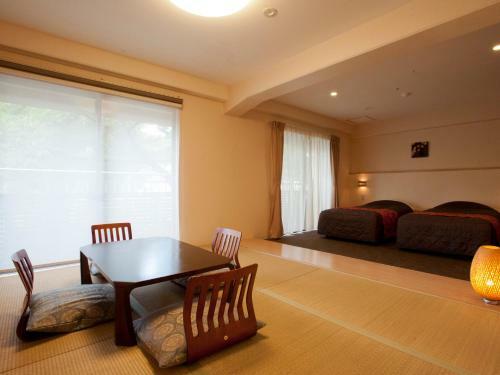 Hotel Maple Arima