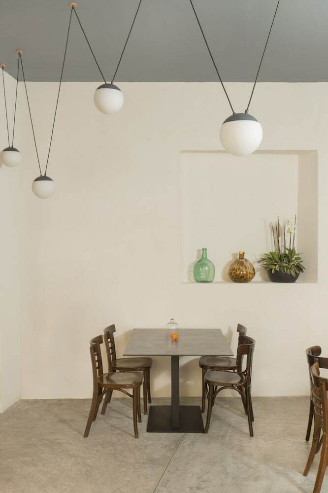 Hotel Icon Roset� By Petit Palace