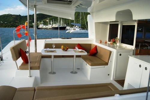 Lagoon 450