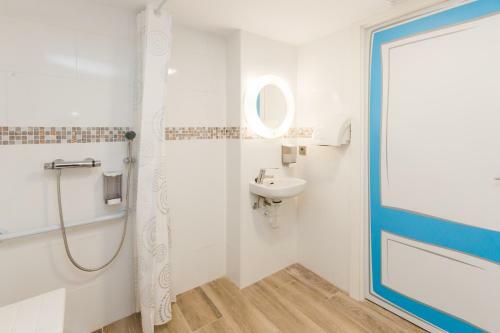 Singular Hostel By Eurotels - Albergue Juvenil