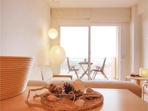 Two-bedroom Apartment In Pals