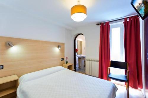 Hostal Pension Otano