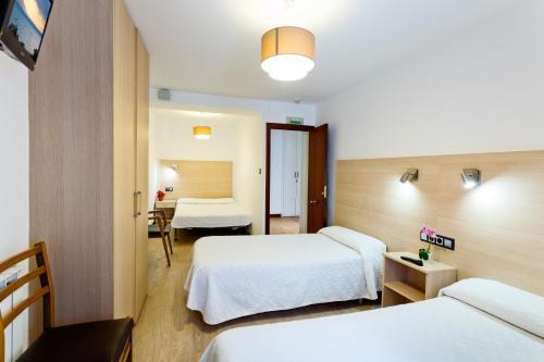 Hostal Pension Otano