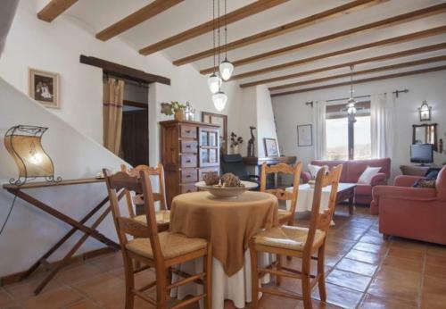 Paratella Villa Sleeps 8 Pool