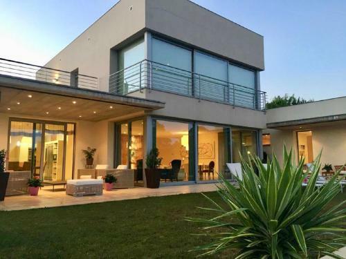 Villa De Lujo En Campo De Golf Peralada