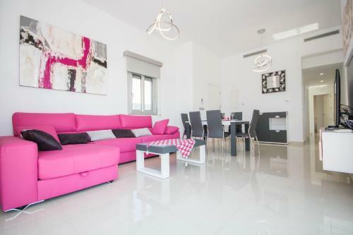 Lamar House Villa 3037