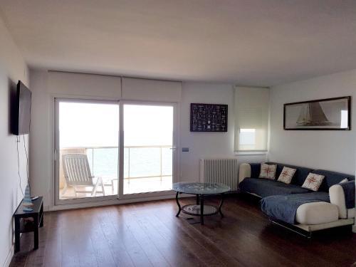 Apartment Passeig Maritim - 2