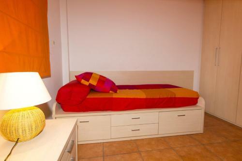 Apartamento P2. Voramar, 5 Pax, Pineda De Mar