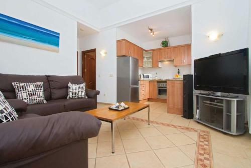 Playa Blanca Villa Sleeps 4 Air Con Wifi