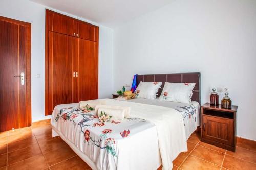 Playa Blanca Villa Sleeps 5 Pool Air Con Wifi