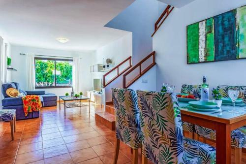 Playa Blanca Villa Sleeps 5 Pool Air Con Wifi
