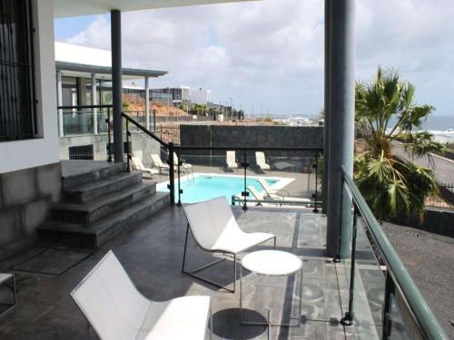 Playa Blanca Villa Sleeps 18 Pool Wifi