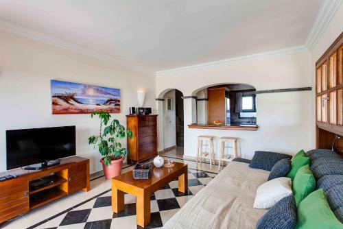 Hipoclub Villas, Zafiro 24 Villa