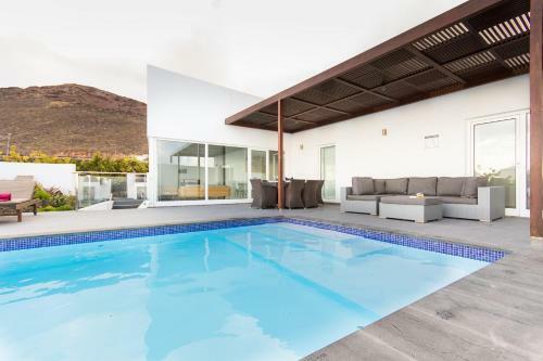 Villa Deluxe I