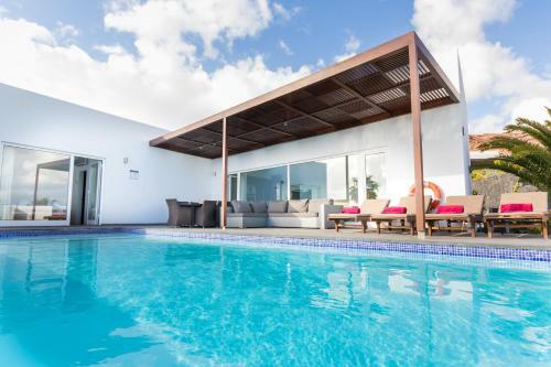 Villa Deluxe I