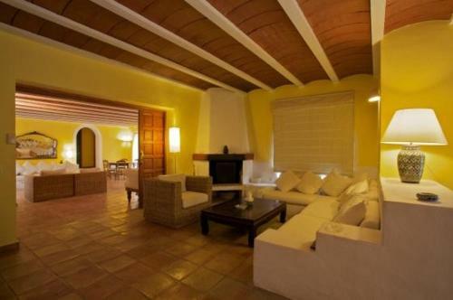 Playa D'en Bossa Villa Sleeps 10 Pool Air Con Wifi