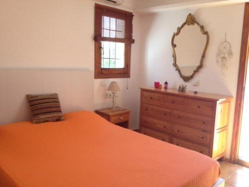 Playa D'en Bossa Villa Sleeps 8 Pool Air Con Wifi
