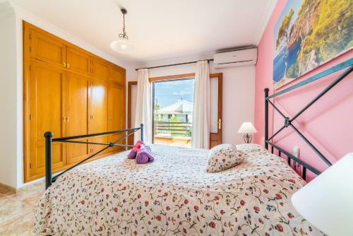 Playa De Muro Apartment Sleeps 6 Pool Air Con Wifi