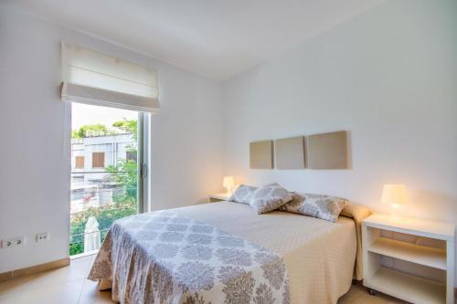 Platja De Muro Villa Sleeps 8 Pool Air Con Wifi