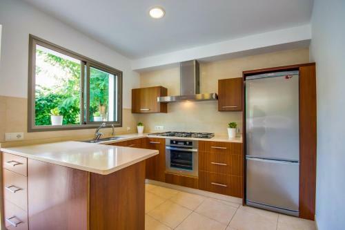 Platja De Muro Villa Sleeps 8 Pool Air Con Wifi