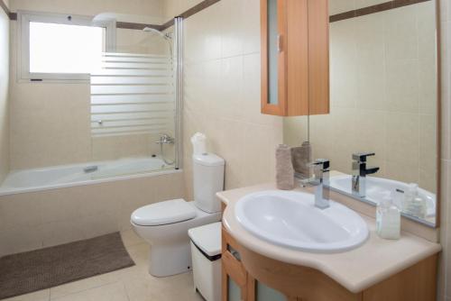 Villa Lightbooking- Queen Home