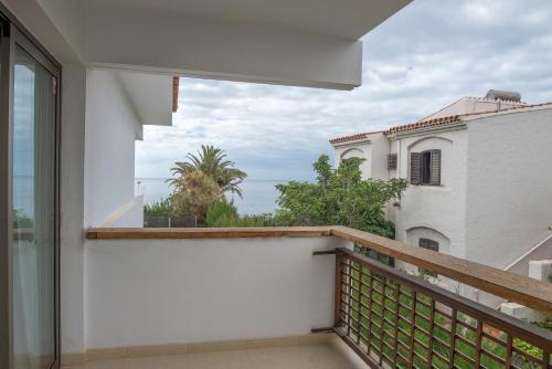 Villa Lightbooking- Queen Home