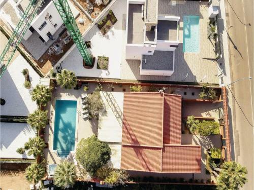 Four-bedroom Holiday Home In Playa Honda