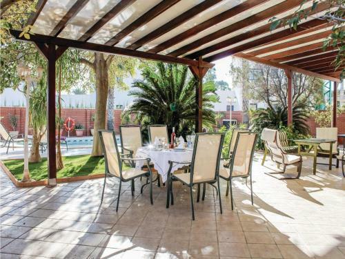 Four-bedroom Holiday Home In Playa Honda
