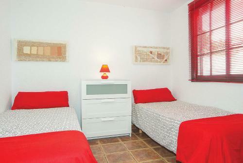 Playa Honda Villa Sleeps 6 Air Con Wifi