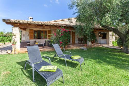Pollenca Villa Sleeps 4 Pool Wifi