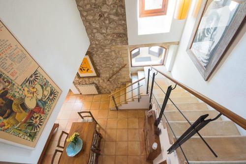 Pollenca Villa Sleeps 8 Pool Wifi
